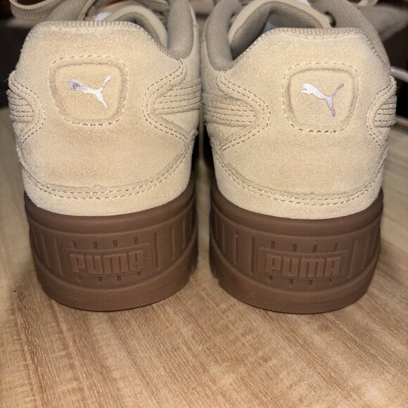 8 Puma Women Frosted Ivory Karmen II Idol Platform Suede Sneakers tennis shoes - Picture 4 of 5